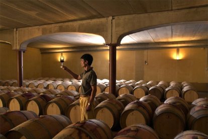 La bodega estrenó el siglo XXI pero nace de viñedo viejo y estilo tradicional.-HDS