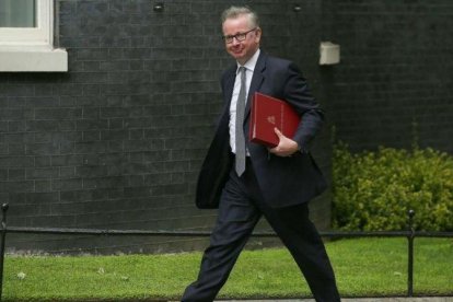 Michael Gove, uno de los ministros euroescépticos contra May.-DANIEL LEAL-OLIVAS / AFP