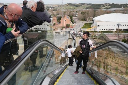 JUAN MIGUEL LOSTAU. 16/03/2023. VALLADOLID. COMUNIDAD DE CASTILLA Y LEÓN. INAUGURACIÓN DEL ELEVADOR Y LAS ESCALERAS MACÁNICAS EN LA LADERA DEL ESTADIO ZORRILLA.