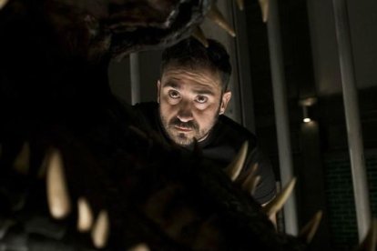 J.A. Bayona, en el rodaje de Jurassic World: el reino caído.-