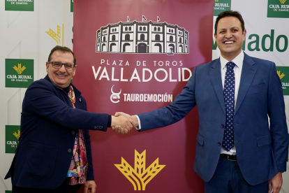 Presentación del acuerdo anual entre Caja Rural de Zamora y Tauroemoción, empresa gestora de la plaza de toros de Valladolid. intervienen Alberto García, CEO de Tauroemoción; y Narciso Prieto, director de Comunicación de Caja Rural de Zamora. Miriam Chacón / ICAL .