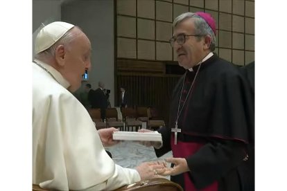 Luis Argüello, arzobispo de Valladolid en la peregrinación por el 520 aniversario de la muerte de Isabel La Católica. / E. M.