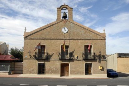 Ayuntamiento de Ceinos de Campos.-E. M.