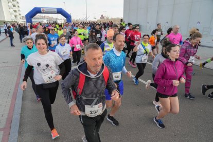 Carrera por la infancia refugiada en Arroyo de la Encomienda. / LOSTAU