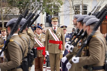El Rey Felipe VI preside la parada militar en Valladolid.-ICAL