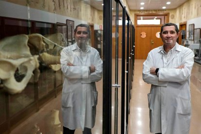 Juan Antonio Juanes Méndez en las instalaciones de la Universidad de Salamanca. -ENRIQUE CARRASCAL