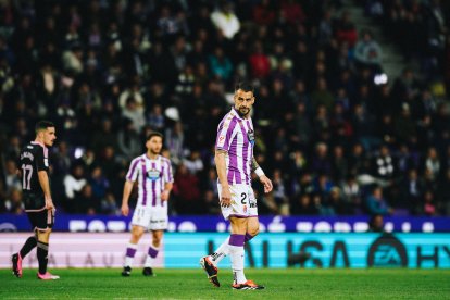 Negredo, en su debut como blanquivioleta. REAL VALLADOLID