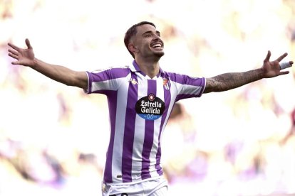 Salazar celebra el gol logrado ante el Éibar