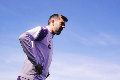 Pezzolano, durante uno de los entrenamientos a puerta cerrada de esta semana.