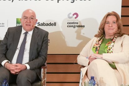 Jesús Julio Carnero y Cristina Ayala, en el SomosCyL de El Mundo de Castilla y León