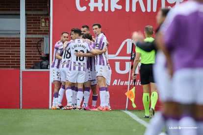 Celebración del gol de Raúl Moro en Anduva