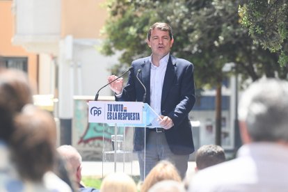 Fernández Mañueco en un acto electoral en Aranda de Duero (Burgos).