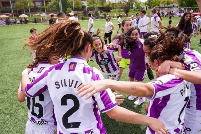 El RV Simancas en la celebración del ascenso