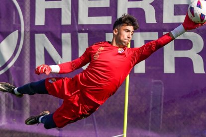 Álvaro Aceves durante un entrenamiento la pasada pretemporada