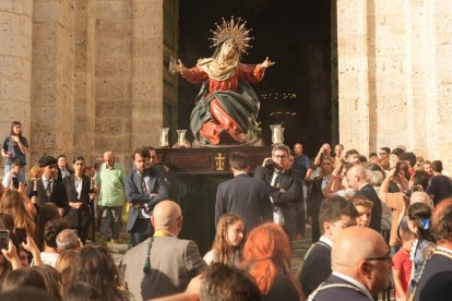 Traslado de la Dolorosa de la Vera Cruz a la Iglesia de San Miguel