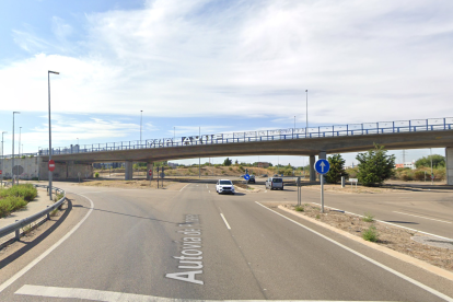 Autovía A-601, sentido Segovia, en el cruce con la ronda VA-30