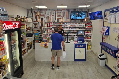 Tienda de ultramarinos de puente Duero