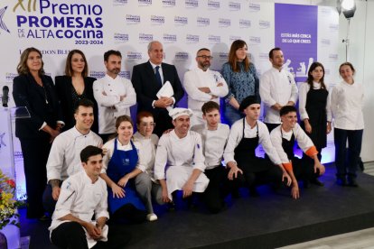 Jurado y finalistas de la anterior edición, XII Premio Promesas de la alta cocina de Le Cordon Bleu Madrid.