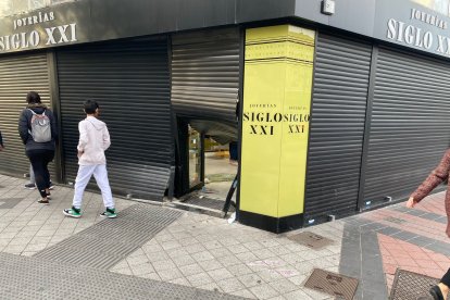 Roban en una joyería de la Plaza España con Mantería de Valladolid