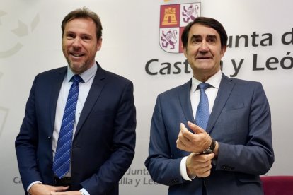 Óscar Puente y Juan Carlos Suárez-Quiñones en una imagen de archivo