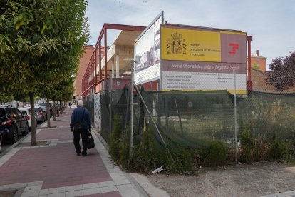 Estado del edificio de la Seguridad Social en Rondilla, en una imagen reciente.