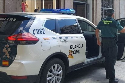 Patrulla de la Guardia Civil.