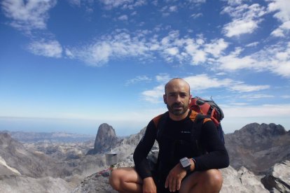 Israel Martínez,  propietario del rocódromo Geko Aventura.