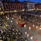 Valladolid. Procesión General del Redentor durante la noche del Viernes Santo.; en ella las 20 cofradías sacan 33 imágenes de la Pasión y Muerte de Jesús. / ICAL