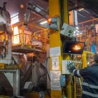 Trabajos en una empresa metalúrgica en la provincia de Valladolid. E.M.