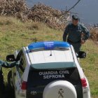 Dos agentes del Seprona-Guardia Civil