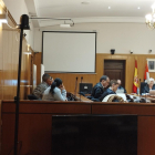 Los acusados y sus letrados, durante el juicio celebrado en la Audiencia de Valladolid.