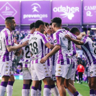 Celebración de uno de los goles en el partido entre el Real Valladolid y el Éibar