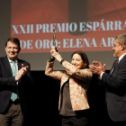 El presidente de la Junta de Castilla y León, Alfonso Fernández Mañueco, participa en el acto de entrega de la XXII edición del premio Espárrago de Oro de Tudela de Duero (Valladolid).