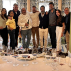 David y Victoria Beckham, el chef Gordon Ramsay y su mujer Tana, y el enólogo Peter Sisseck durante su vista a Vega Sicilia.