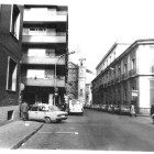 Vista de la calle Felipe II en su intersección con la calle León en 1970