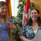 Raquel Alonso y Sonia Tamames, en una imagen de archivo del verano pasado con los datos de calidad del agua de Moreras.