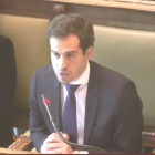 El concejal de Servicios  Sociales, Rodrigo Nieto, durante el pleno del Ayuntamiento de Valladolid