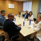 La consejera de Familia e Igualdad de Oportunidades, Isabel Blanco, se reúne con la empresa adjudicataria del nuevo contrato de gestión del centro de menores Zambrana.