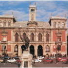 Imagen de la fachada del Ayuntamiento de Valladolid en los años 80.