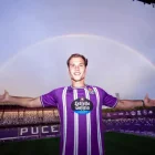 Juanmi Latasa con la blanquivioleta en Zorrilla