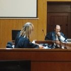 La mujer en el banquillo de los acusados durante el juicio