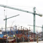 Construcción de nuevos bloques de viviendas en El Peral.