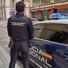 Agente de la Policía Nacional en Valladolid