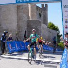Haimar Etxeberria entra en meta en Peñafiel por delante de Herrada en la Clásica Castilla y León.