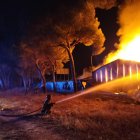 Incendio en una nave de Pinar de Jalón.