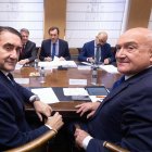 Juan Carlos Suárez Quiñones y Jesús Julio Carnero en la reunión de la SVAV.