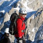 Ana Isabel Martínez escalando el Naranjo de Bulnes.