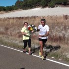 Un momento de uno de los relevos de la Carrera de El Henar 2025.