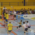 Una imagen del duelo SUAC Canarias y UVA VCV,