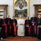 Los obispos españoles junto al Papa León XIV tras la reunión